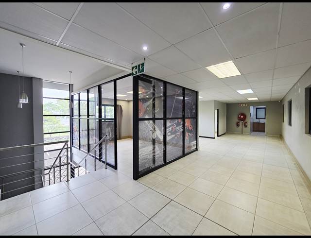 1,535M² WAREHOUSE TO LET IN LANSERIA